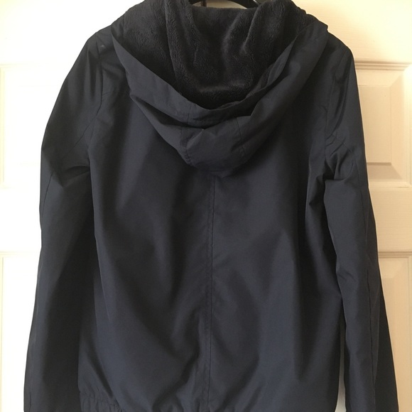 NWOT Tommy Hilfiger Women’s Reversible Jacket Sz:S - Picture 3 of 6